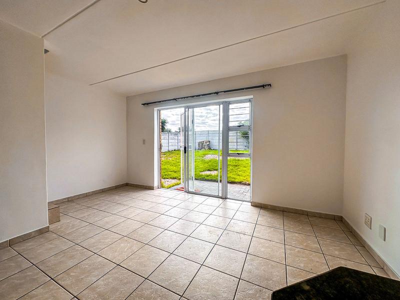 2 Bedroom Property for Sale in Protea Heights Western Cape